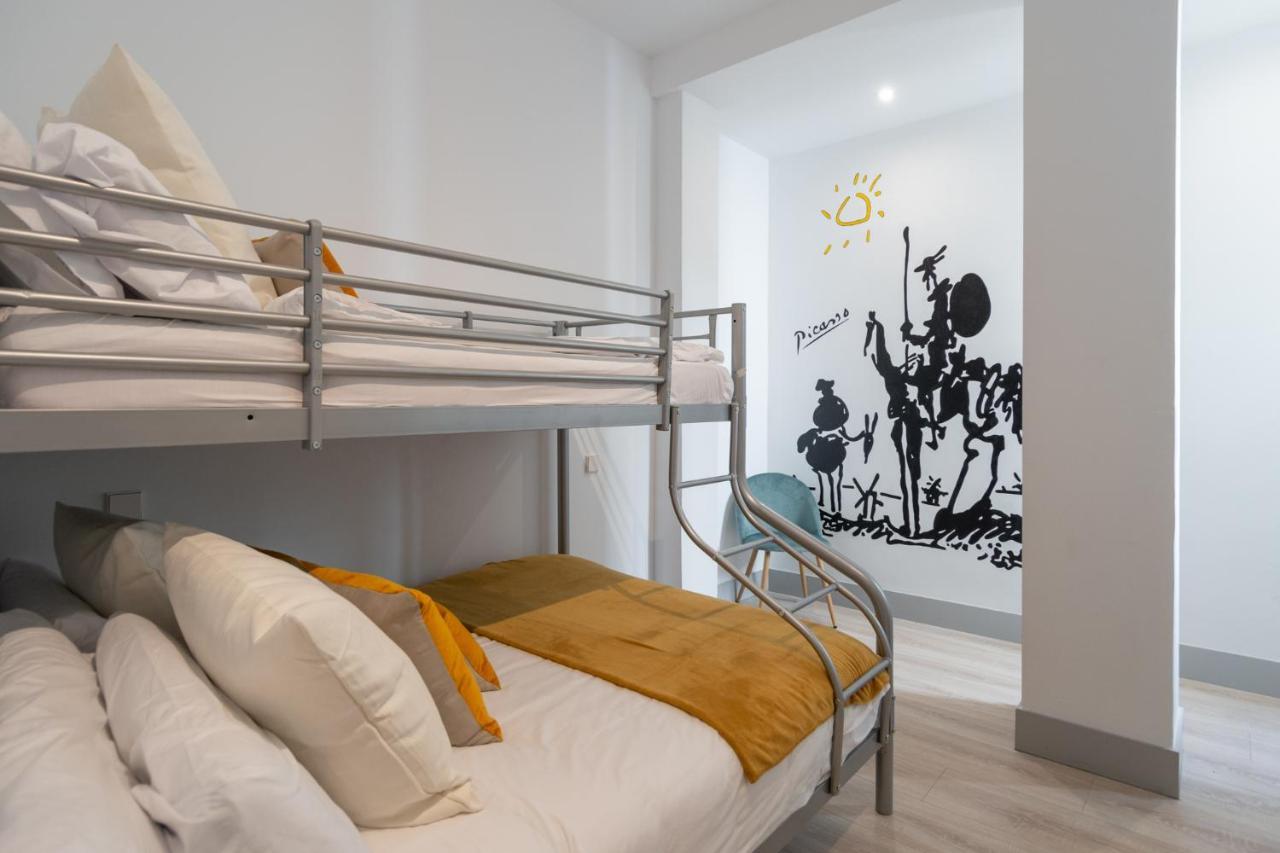 Exclusive Banksy Downtown, By Monaro***** Apartment Madrid Exterior photo